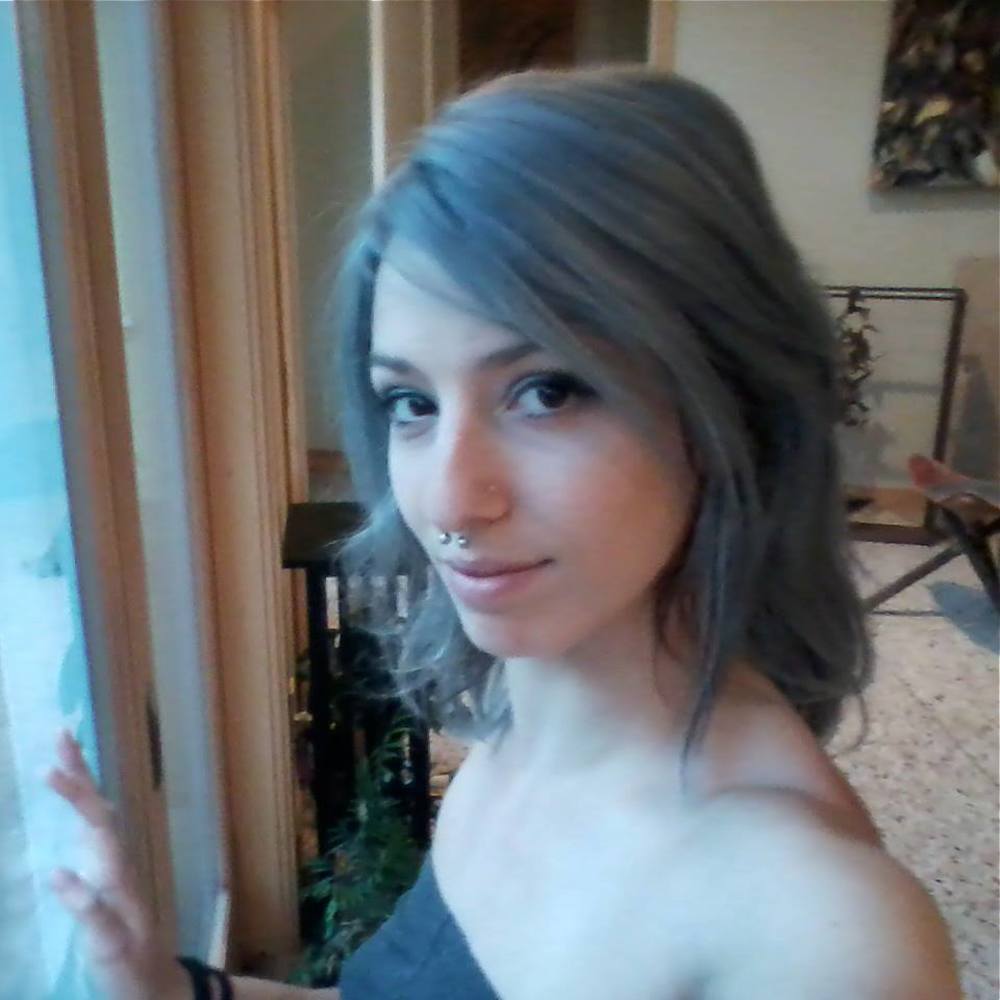 Meet your Posher, Zoe